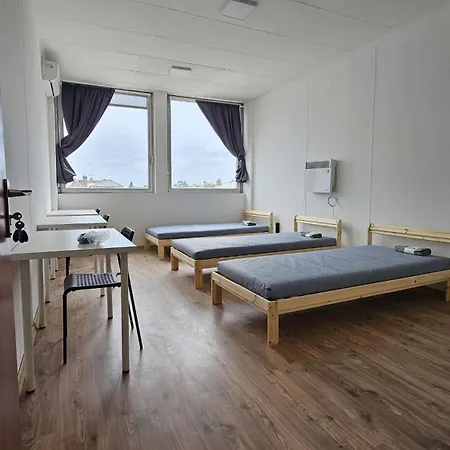 Hostel Hamilton *